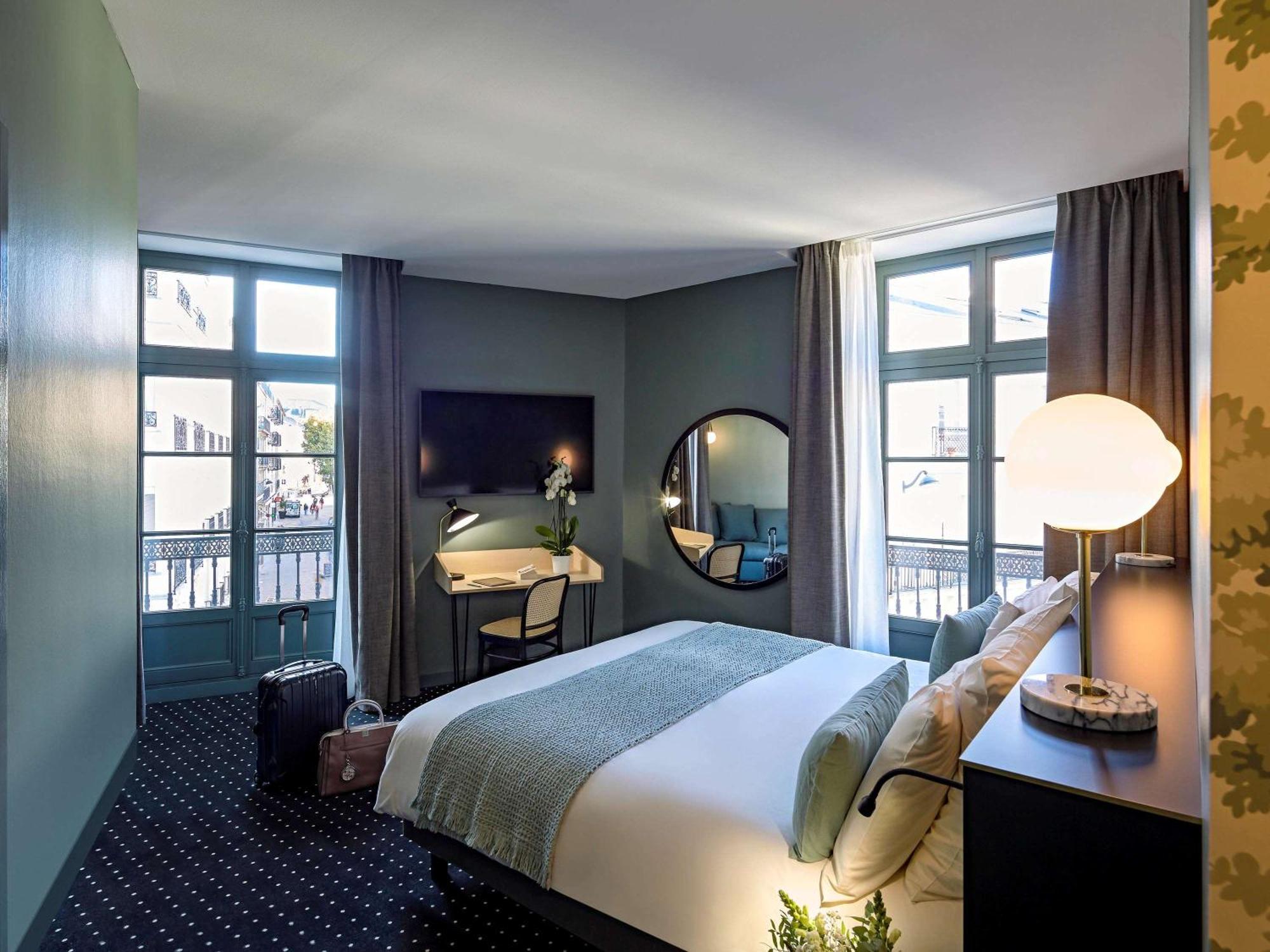 Mercure Centre Passage Pommeraye 4*